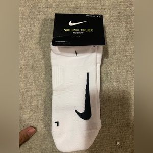 Nike multiplier socks no show 2 dri-fit